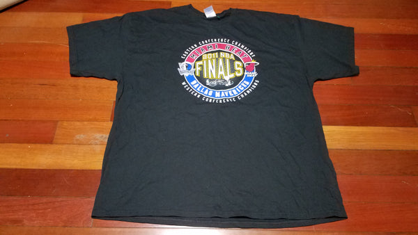 MENS - NWOT vtg miami heat Championship shirt