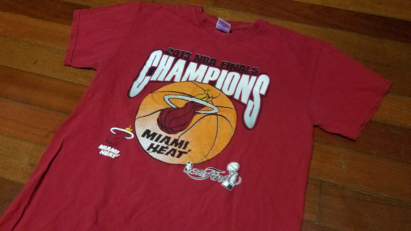 MEDIUM - vtg 2012 championship Miami Heat tee